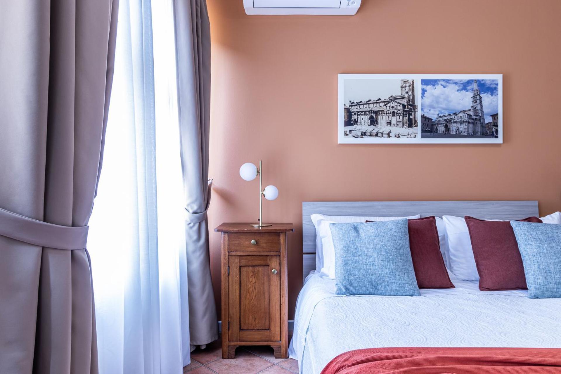 Room & Breakfast Canalino 21 Modena Exterior foto